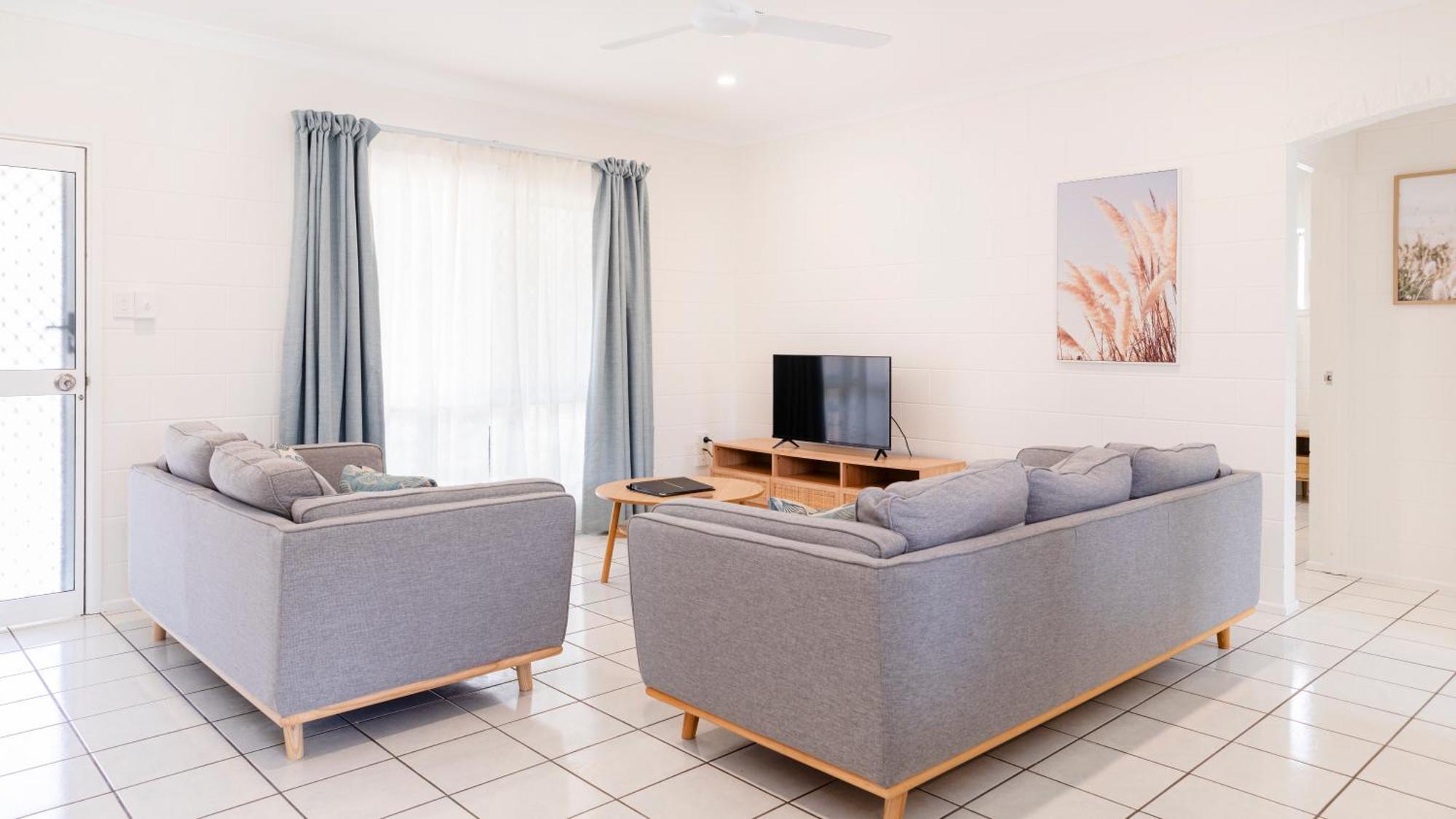 Palm View Holiday Apartments Μπόουεν Εξωτερικό φωτογραφία