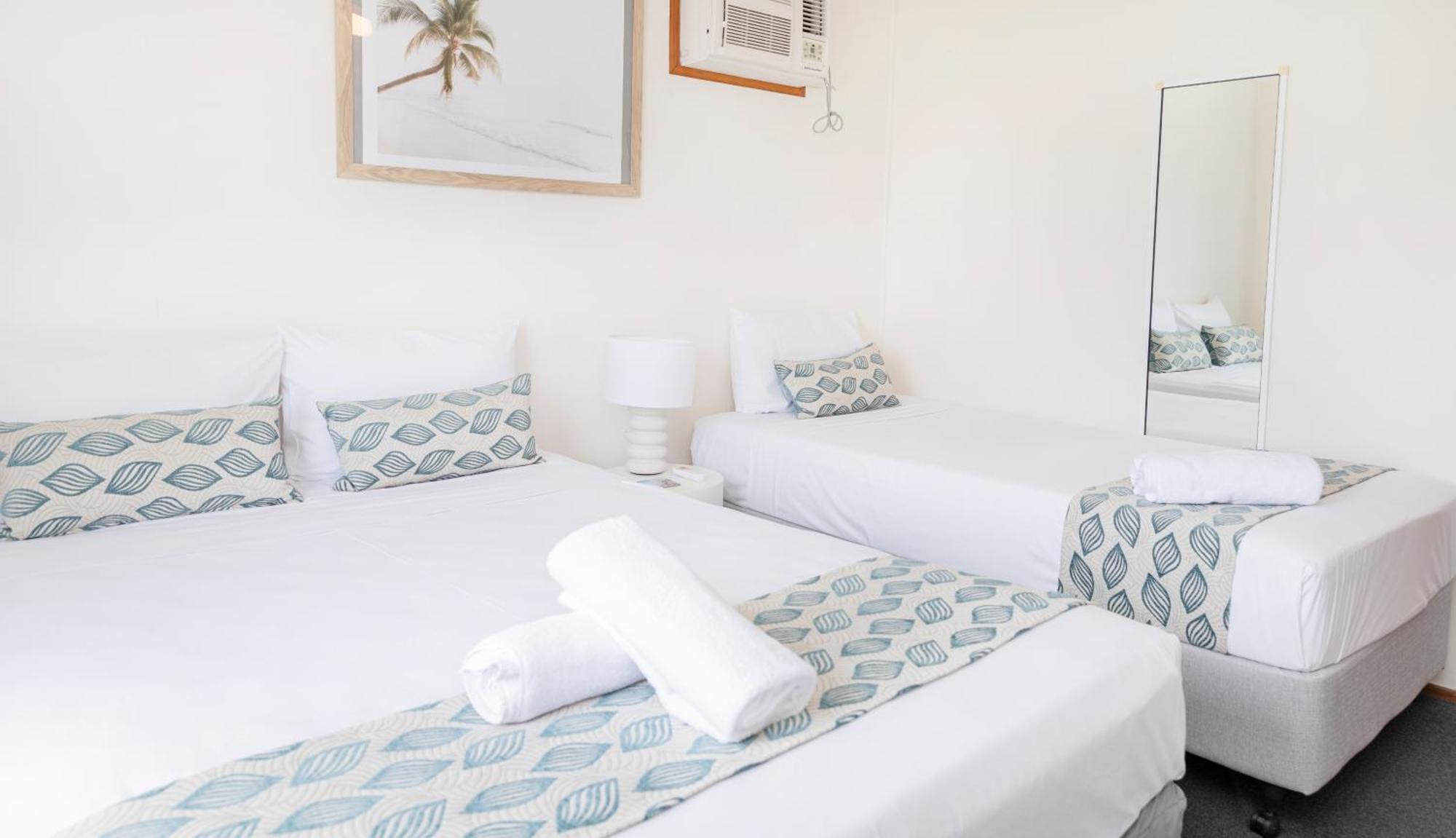 Palm View Holiday Apartments Μπόουεν Εξωτερικό φωτογραφία