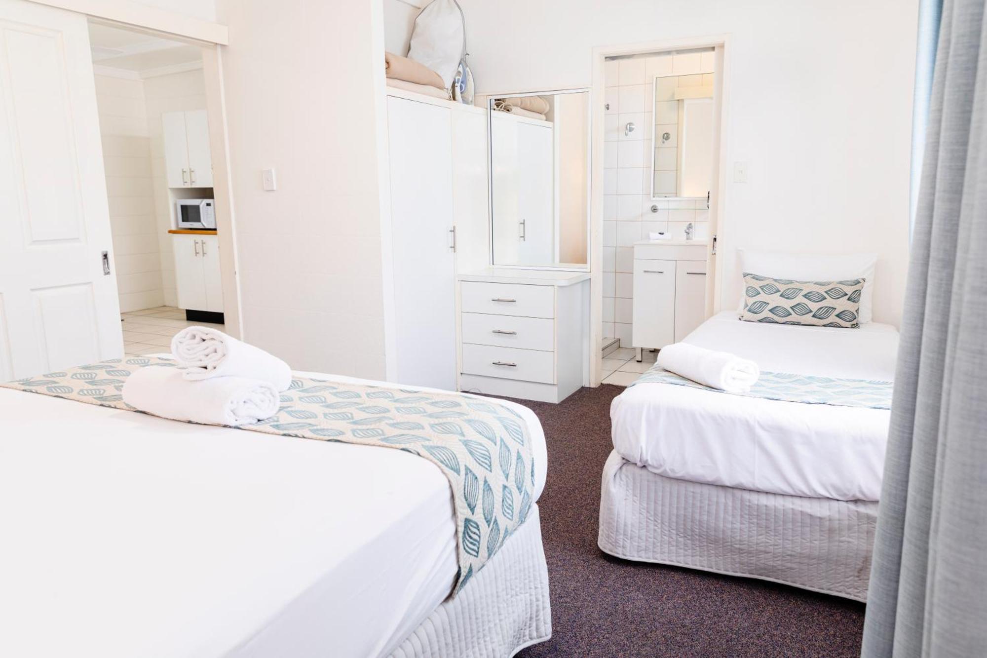 Palm View Holiday Apartments Μπόουεν Εξωτερικό φωτογραφία