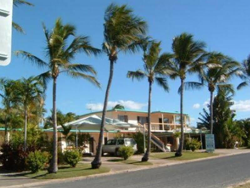 Palm View Holiday Apartments Μπόουεν Εξωτερικό φωτογραφία